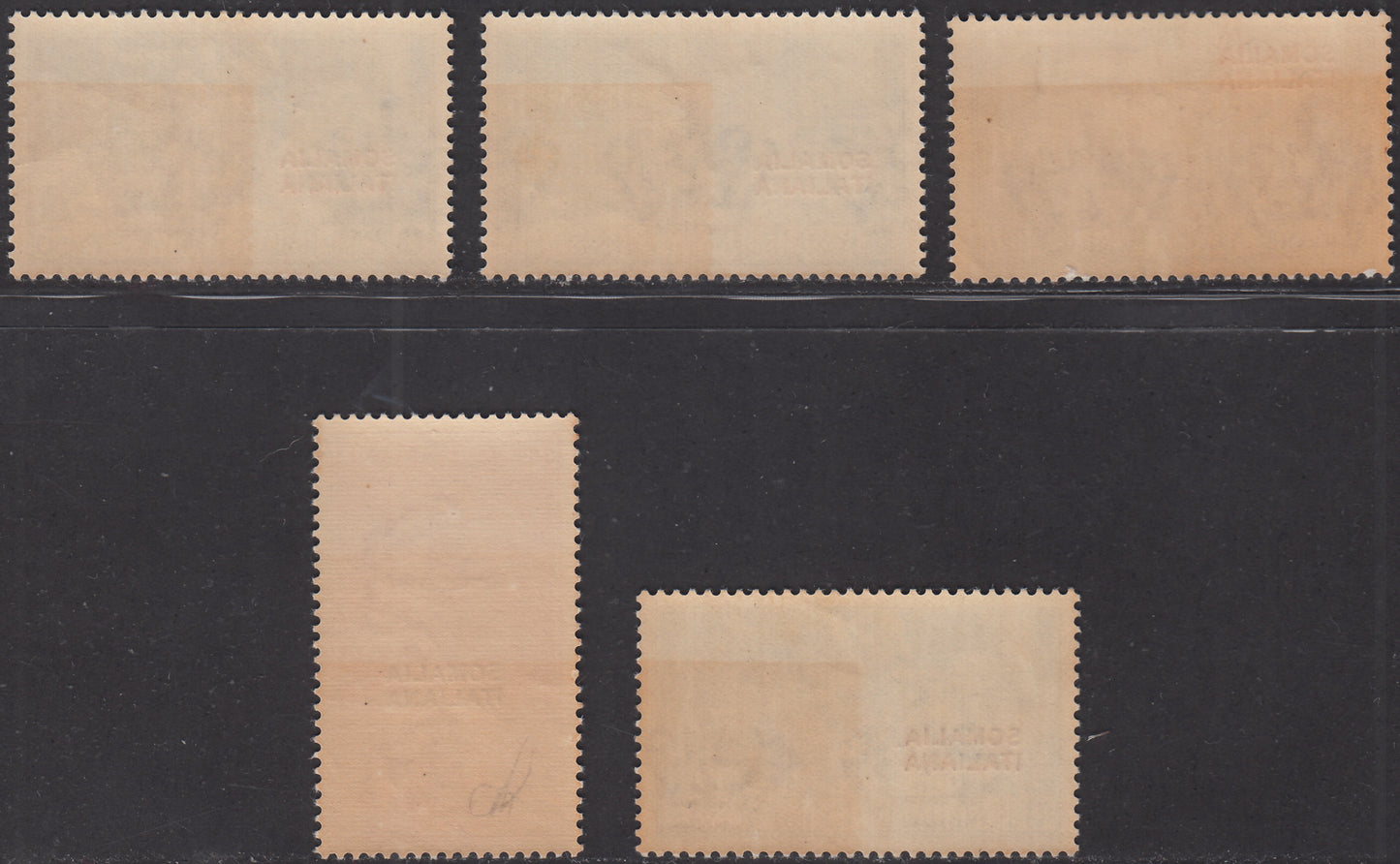SOM29 - 1930 - Ferrucci, stamps in changed colors and overprinted SOMALIA ITALIANA, complete set new intact rubber (133/137)