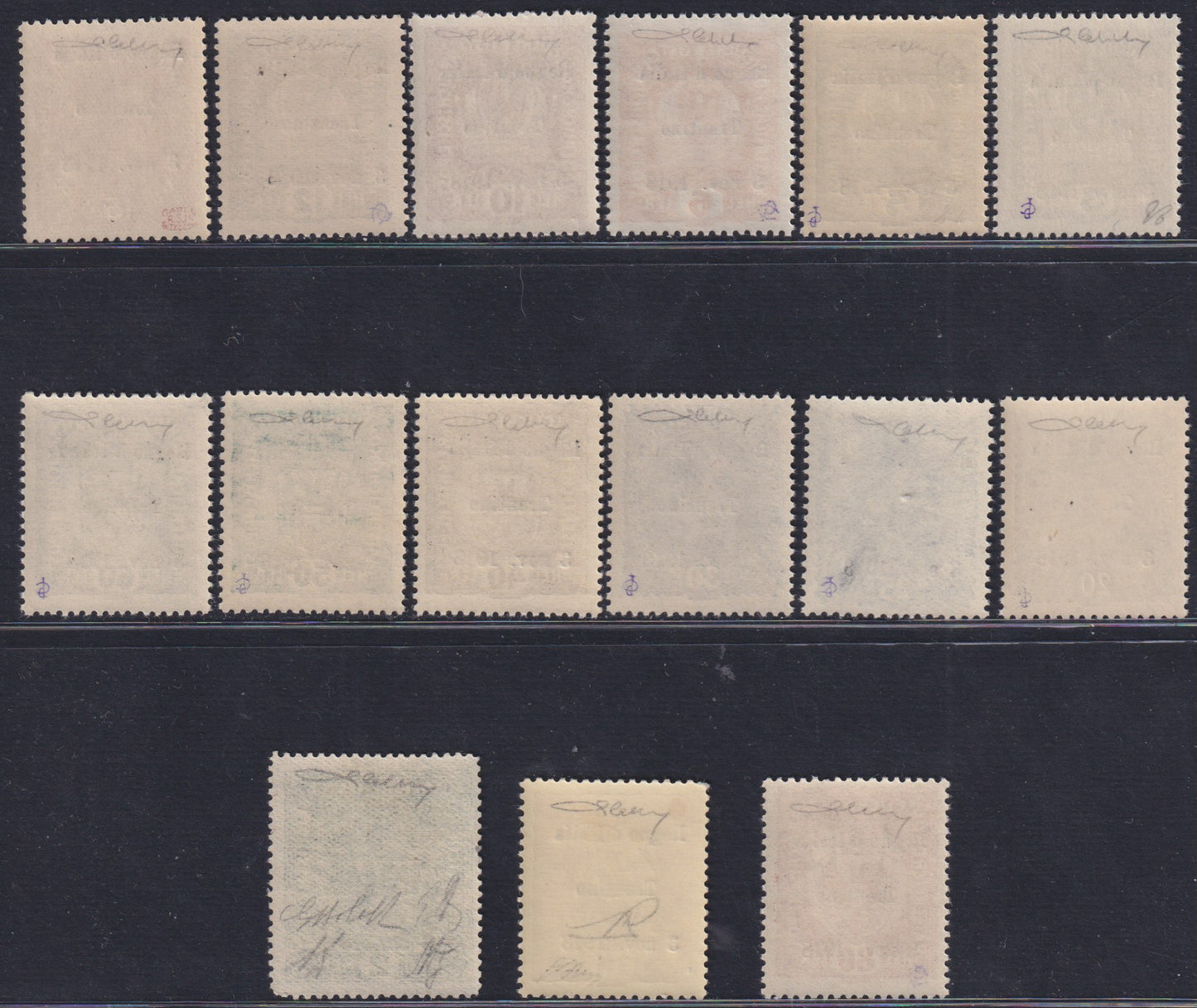 Tren3 - 1918 - Francobolli d'Austria soprastampati "Regno d'Italia / Trentino / 8 nov. 1918", nuovi con gomma integra (1/13 + 15/16)