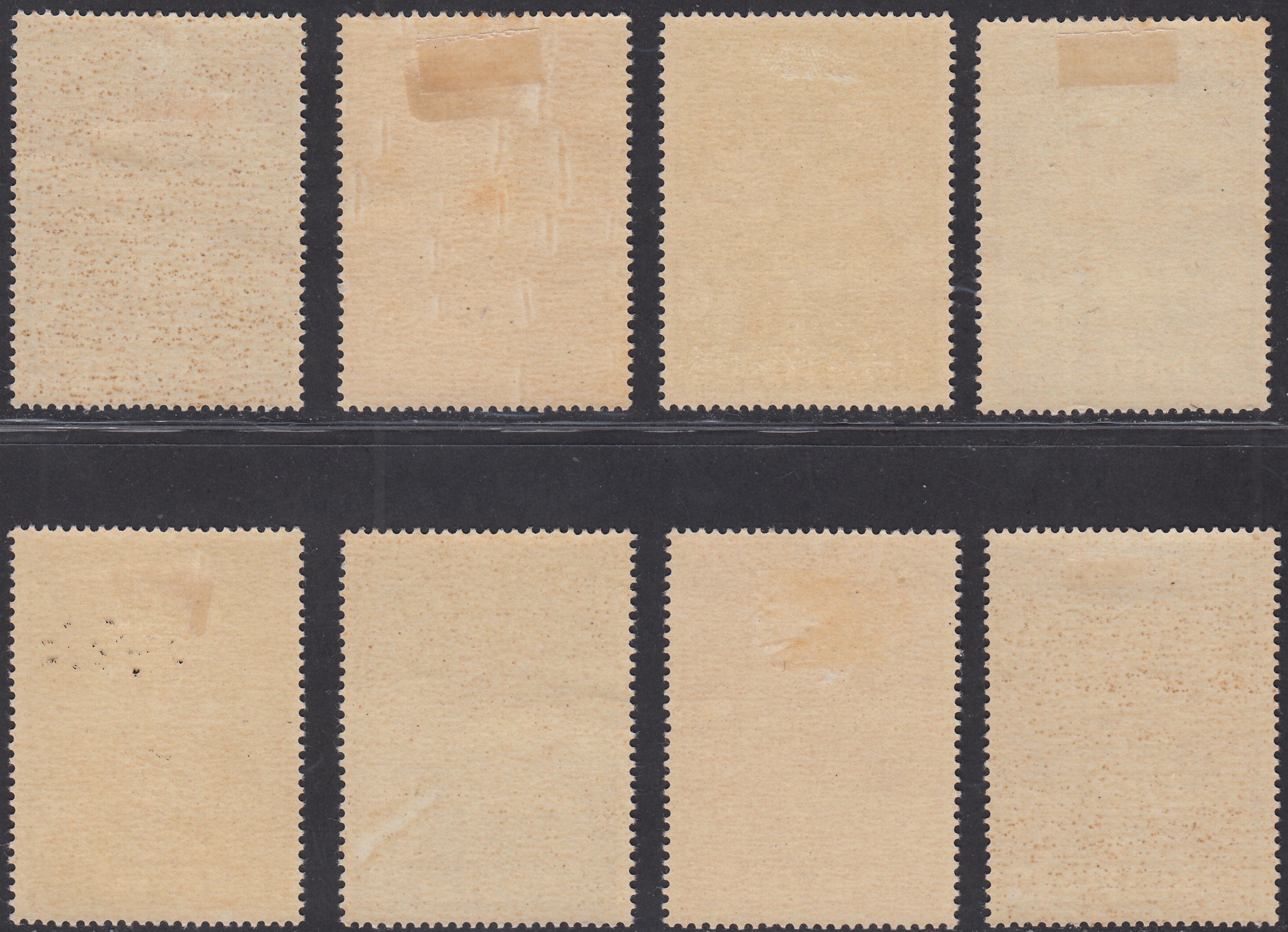 Alb26 - 1943 -  Pro Opere ai Tubercolari d'Albania, serie completa di 8 valori nuovi con gomma originale (38/45)