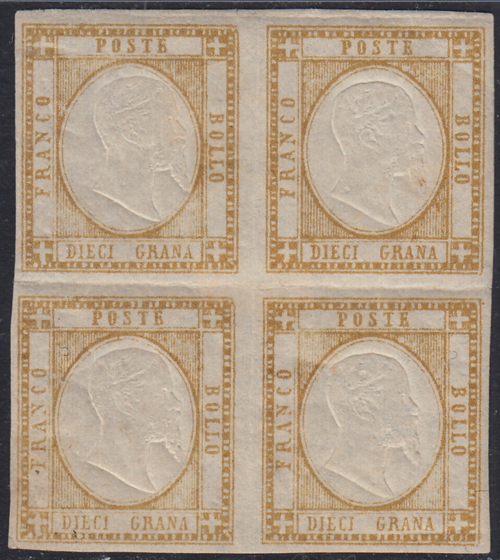 BO2511_68 - 1861 - 10 grana bistro oliva blocco idi quattro esemplari nuovo con gomma, colore splendido (22b)