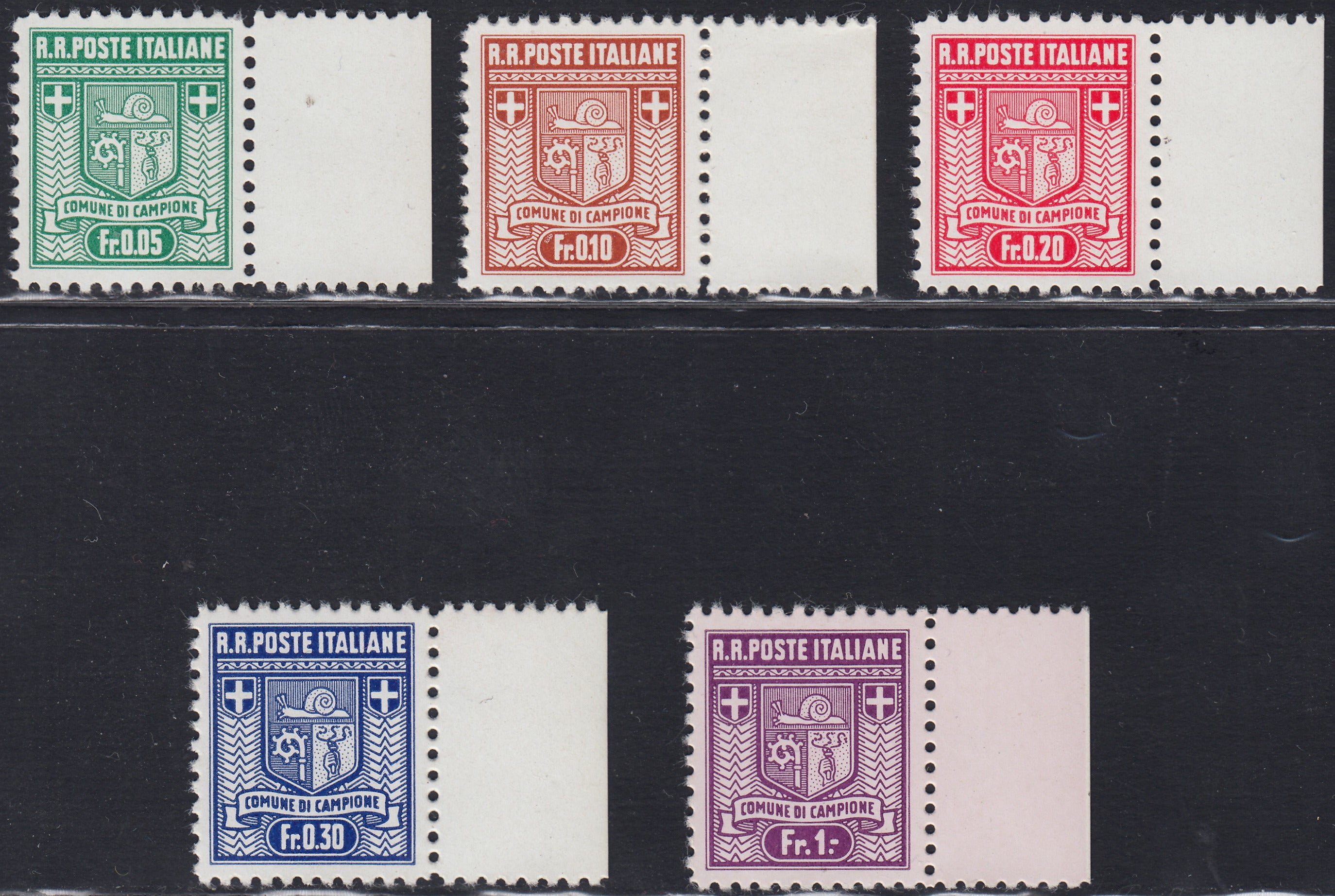 CI2 - 1944 - Campione d'Italia, stemma del comune, serie completa di cinque valori dentellatura 11 nuovi gomma integra (1/5)