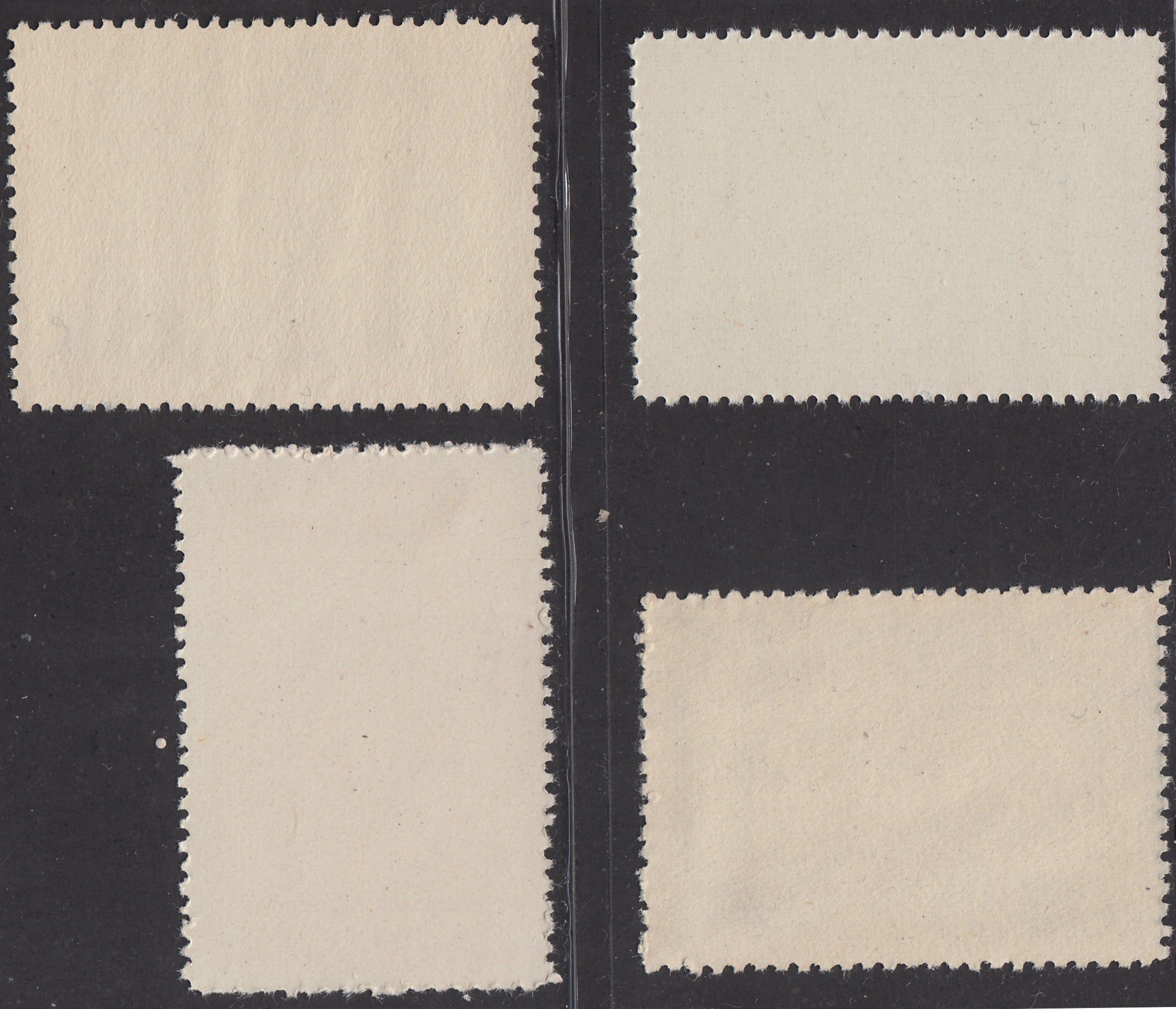 CP137 - 1946 - Corpo Polacco, vittorie polacche in Italia serie su carta bianca, spessa e di buona qualità, 4 valori nuovi non gommati, dentellati (5/8)