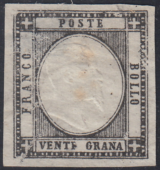 PN158 - 1861 - Prova in nero del 20 grana su carta bianca gommata al recto, posizione n. 9 del blocco - riporto di 10 esemplari, con effigie postuma come quasi sempre su queste prove, diverse falle di stampa e assottigliamento. (cat. Cardillo n. P7).