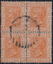 VEII36 - 1877 - Nach links gewandtes Porträt von Vittorio Emanuele II, neues Format und Farbänderung, ca. 20 orange, Viererblock gebraucht, (28).