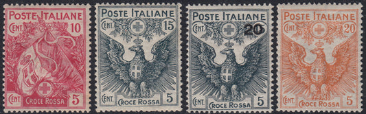 RN190 - 1915/16 - Croce Rossa serie completa di quattro valori nuova con gomma integra (102/105).