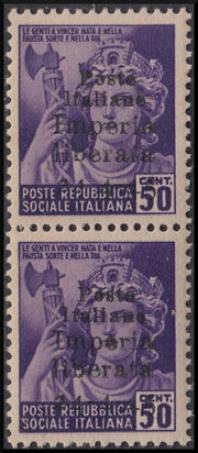 FF40 - 1944 - Monumenti distrutti c. 50 violetto coppia verticale con decalco della soprastampa, nuova con gomma integra. (6e).