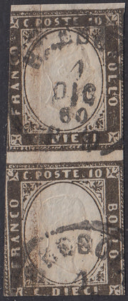PV1555 - 1858/63 - IV emissione c. 10 bruno nerastro I tavola tiratura del 1860 coppia verticale usata a Brescia. (14Bb)
