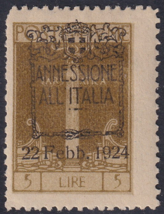 Fiume636 - 1924 - San Vito e Soggetti vari, soprastampa ANNESSIONE ALL'ITALIA, Colore diverso, L. 5 bistro oliva nuovo con gomma (225A)