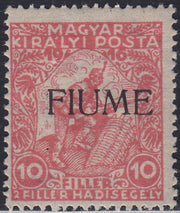 Fiume735 - 1918 - Francobollo d'Ungheria tipo Beneficenza, 10  (+2) filler rosa soprastampa FIUME a macchina nuovo con gomma (1Aaa)