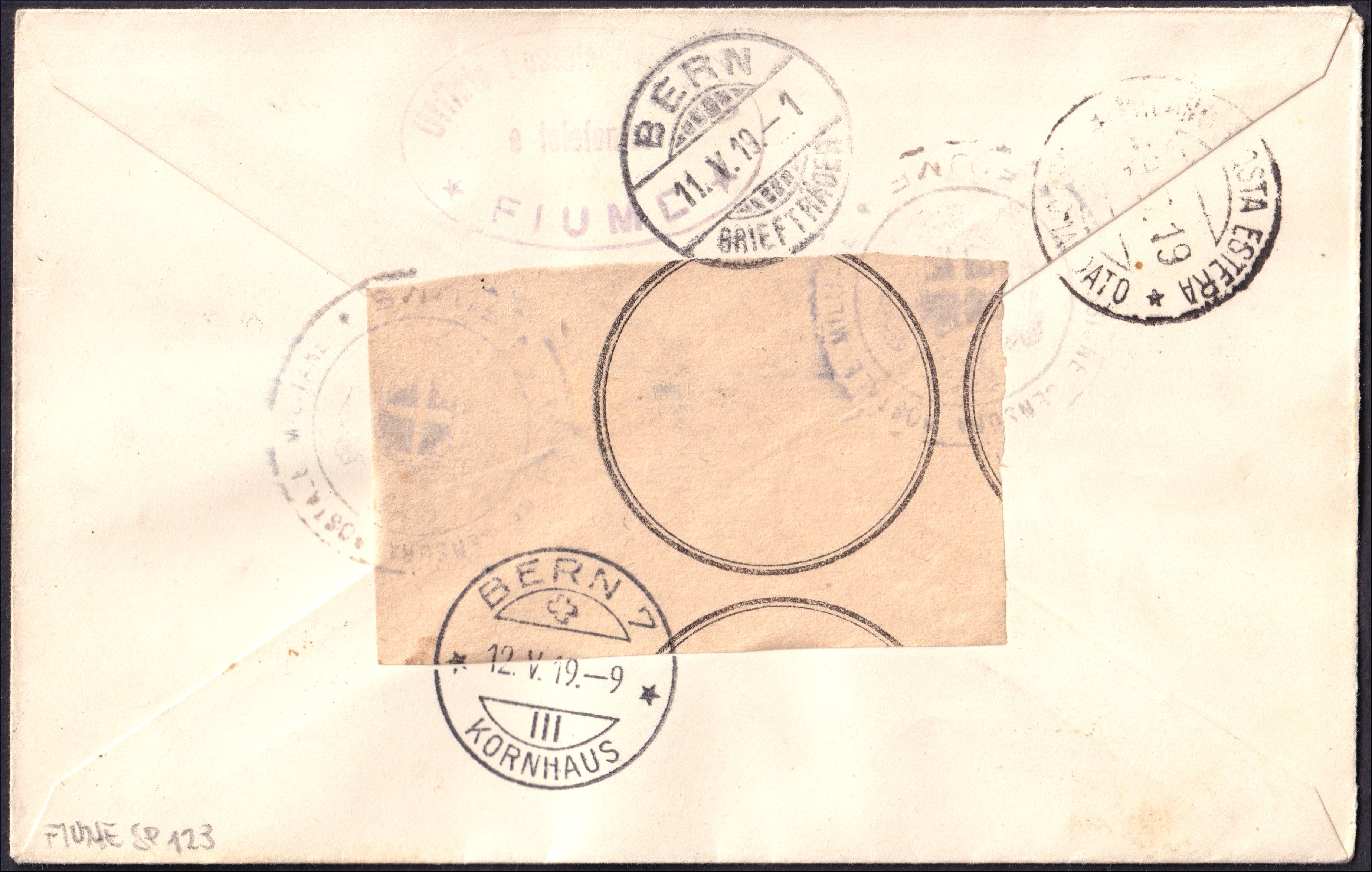 FiumeSP123 - 1920 - Lettera affrancata con allegorie c. 5 verde giallo carta C + k. 3 arancio carta C + c. 15 violetto carta B usati su bsta da FIume per la Svizzera 30/4/1932 (B36 + C34 + C46)