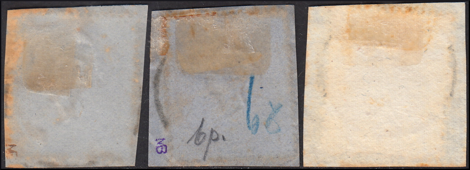 1858 - Franqueo adeudado para periódicos, 4 kr. Rojo opaco usado en restos de periódico (4)