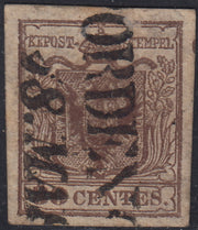 1858 - Franqueo adeudado para periódicos, 4 kr. Rojo opaco usado en restos de periódico (4)