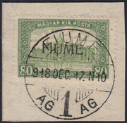 ND127 - 1918 - Francobollo d'Ungheria "Parlamento", 80 filler verde giallo e verde chiaro, soprastampa a mano FIUME del III tipo, usato su frammento (16/III)