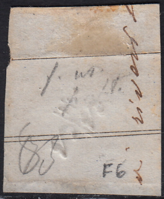 1858 - Franqueo adeudado para periódicos, 4 kr. Rojo opaco usado en restos de periódico (4)