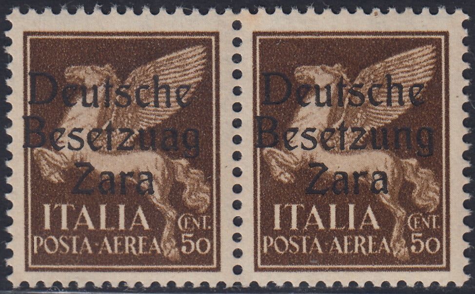 RM10_26 - 1943 - Occupazione tedesca di Zara, Posta Aerea c. 50 bruno soprastampato "Deutsche BesetzuAg Zara" in coppia con esemplare normale nuovo con gomma integra (2a + 2)