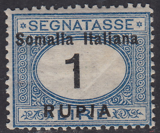SOM48 - 1923 - Segnatasse di Regno soprastampate SOMALIA ITALIANA e valore in Rupie, 1 Rupia zzurro e nero nuovo con gomma originale e decalco della soprastampa (40b)