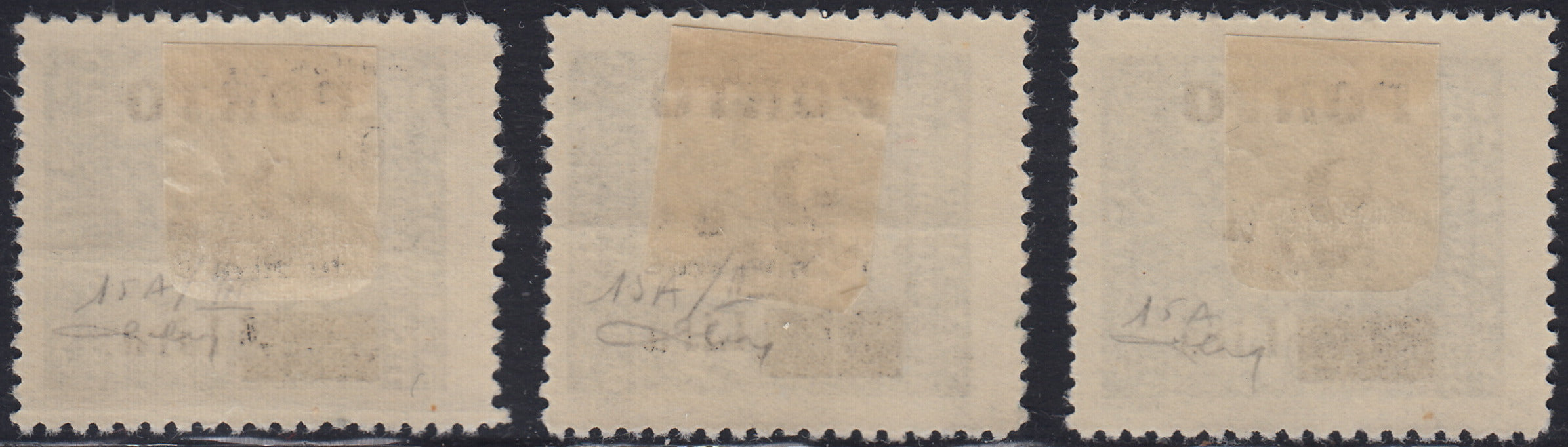 T26_111 - 1946 - Segnatasse soprastampate "Porto" e nuovo valore, 2L. su 25c. grigio oliva "coda curva" tre differenti tasselli nuove gomma originale (15A/I, 15A/II, 15A/III)