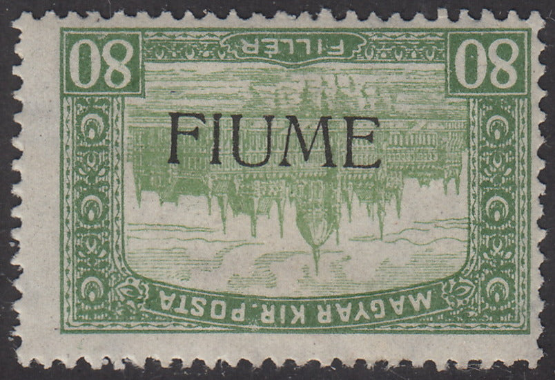 V163 - 1918 - Francobollo d'Ungheria tipo Parlamento, 80 filler verde giallo e verde chiaro con soprastampa a macchina FIUME capovolta nuovo con gomma originale (16ac)
