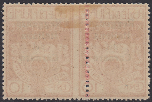 V338 - 1920 - Legionaries of Fiume, c. 10 overprinted carmine Italian Regency of Carnaro, example with left serration strongly shifted to the left paired with a shorter example, new with rubber (134zmad)