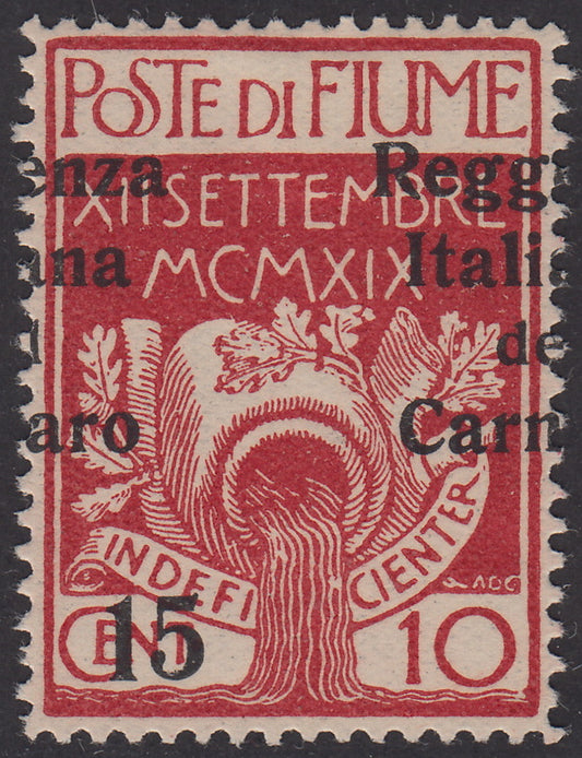 V346 - 1920 - Legionaries of Fiume, c. 15 on c. 10 carmine overprinted Italian Regency of Carnaro, example with overprint strongly shifted to the right, new with rubber (135azdca)