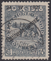 V542 - 1921 - Pro Fondazione Studio soprastampati COSTITUENTE FIUMANA c. 15 grigio con "C" spostata in alto usato (166nba)