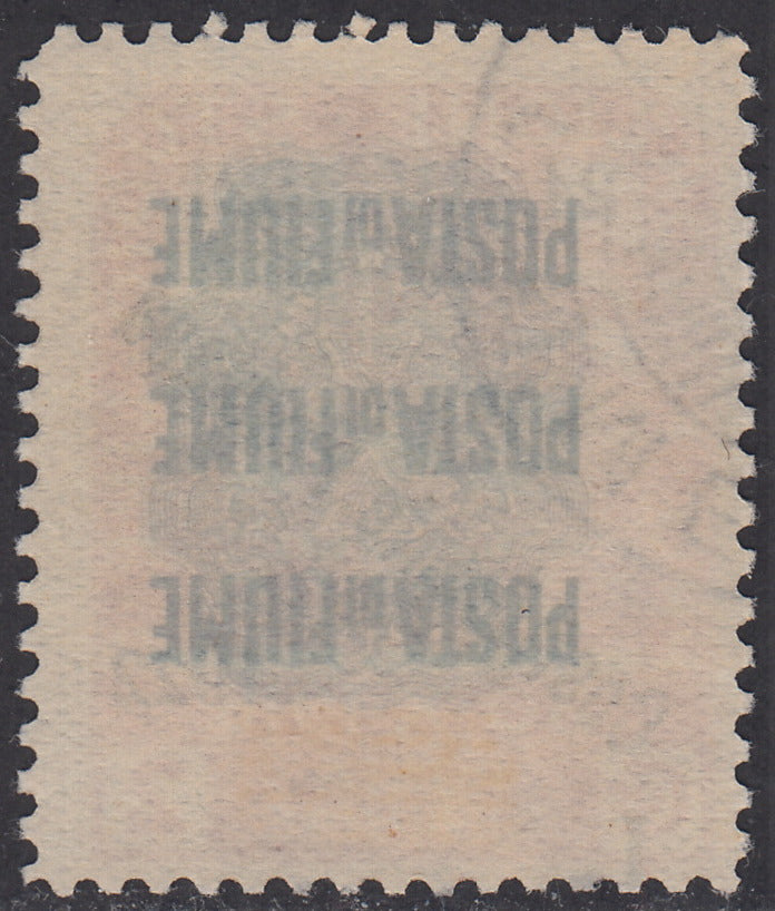 V641 - 1922 - Costituzione Fiumana L. 2 bruno rosa con soprastampa spostata in basso usato, varietà non catalogata (187ma)
