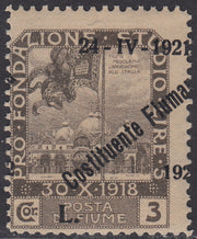 V643 - 1922 - Costituzione Fiumana L. 3 bruno oliva con soprastampa spostata a destra nuovo con gomma (188k)