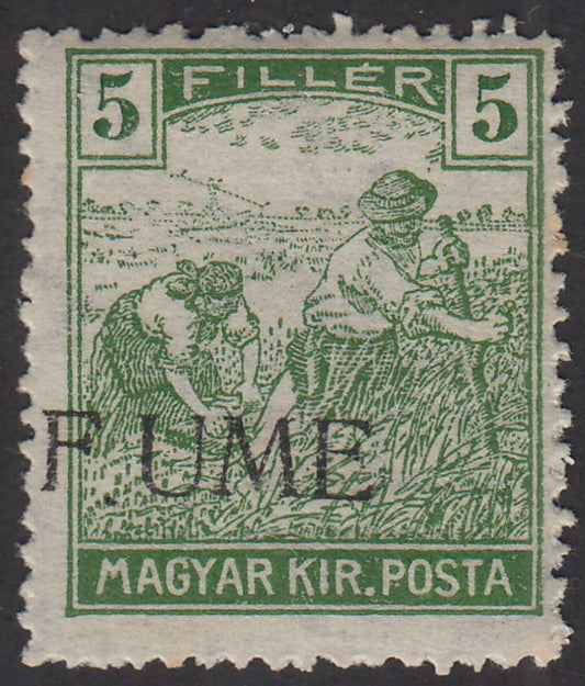 V67 - 1918 - Sello de Hungría de la serie Reapers, relleno 5 verde amarillo con sobreimpresión a máquina F UME nuevo con goma (6d)