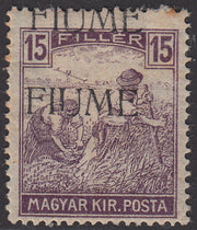 V75 - 1918 - Mietitori d'Ungheria, 15 filler violetto con doppia soprastampa di cui una fortemente spostata in alto nuovo con gomma (9bd)