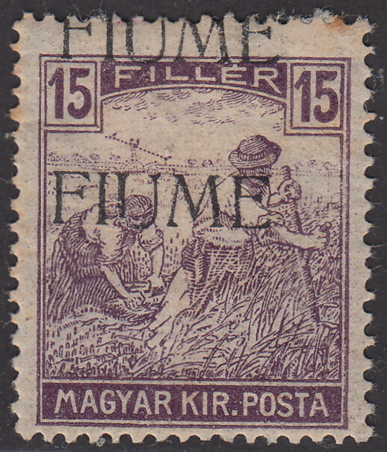 V75 - 1918 - Mietitori d'Ungheria, 15 filler violetto con doppia soprastampa di cui una fortemente spostata in alto nuovo con gomma (9bd)