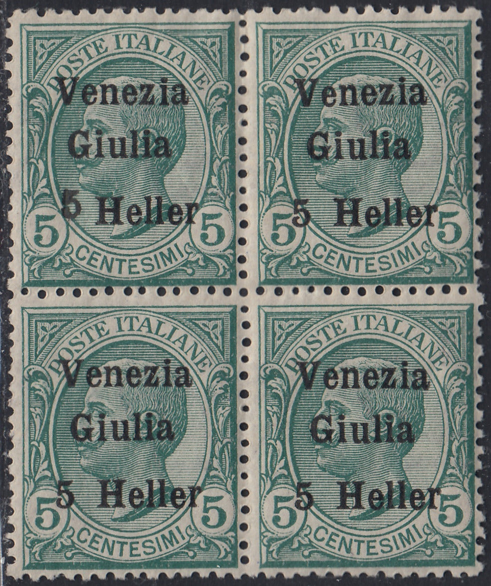 VG20 - 1918 - Leoni, c. 5 verde con soprastampa "Venezia Giulia 5 Heller" blocco di 4 esemplari di cui uno con cifra disallineata nuovo gomma integra (30ee, 30, 30, 30)