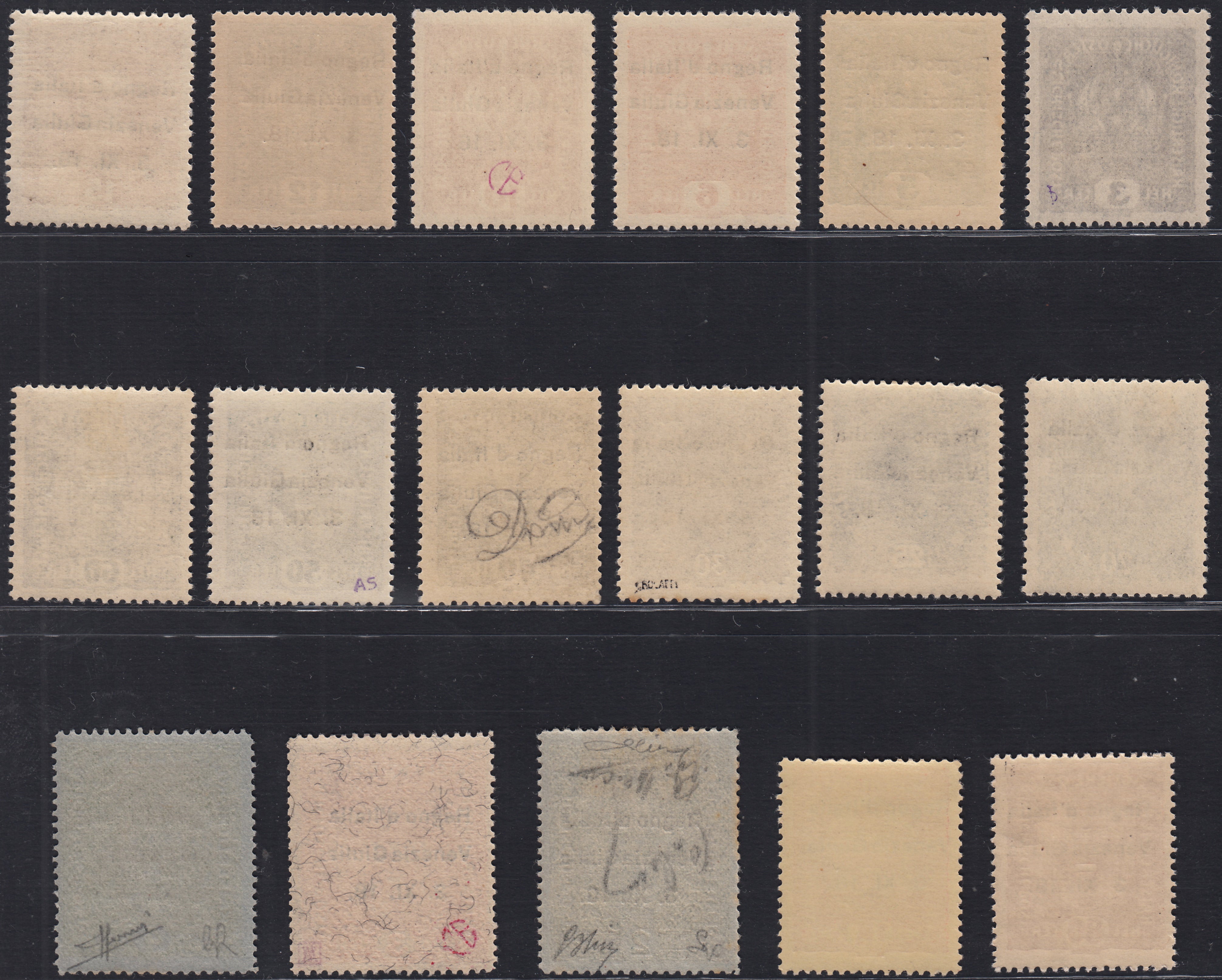 VG34 - 1918 - Venezia Giulia, francobolli d'Austria soprastampati "Regno d'Italia / Venezia Giulia / 3. XI. 18.", serie completa di 17 valori nuova gomma integra (1/17)