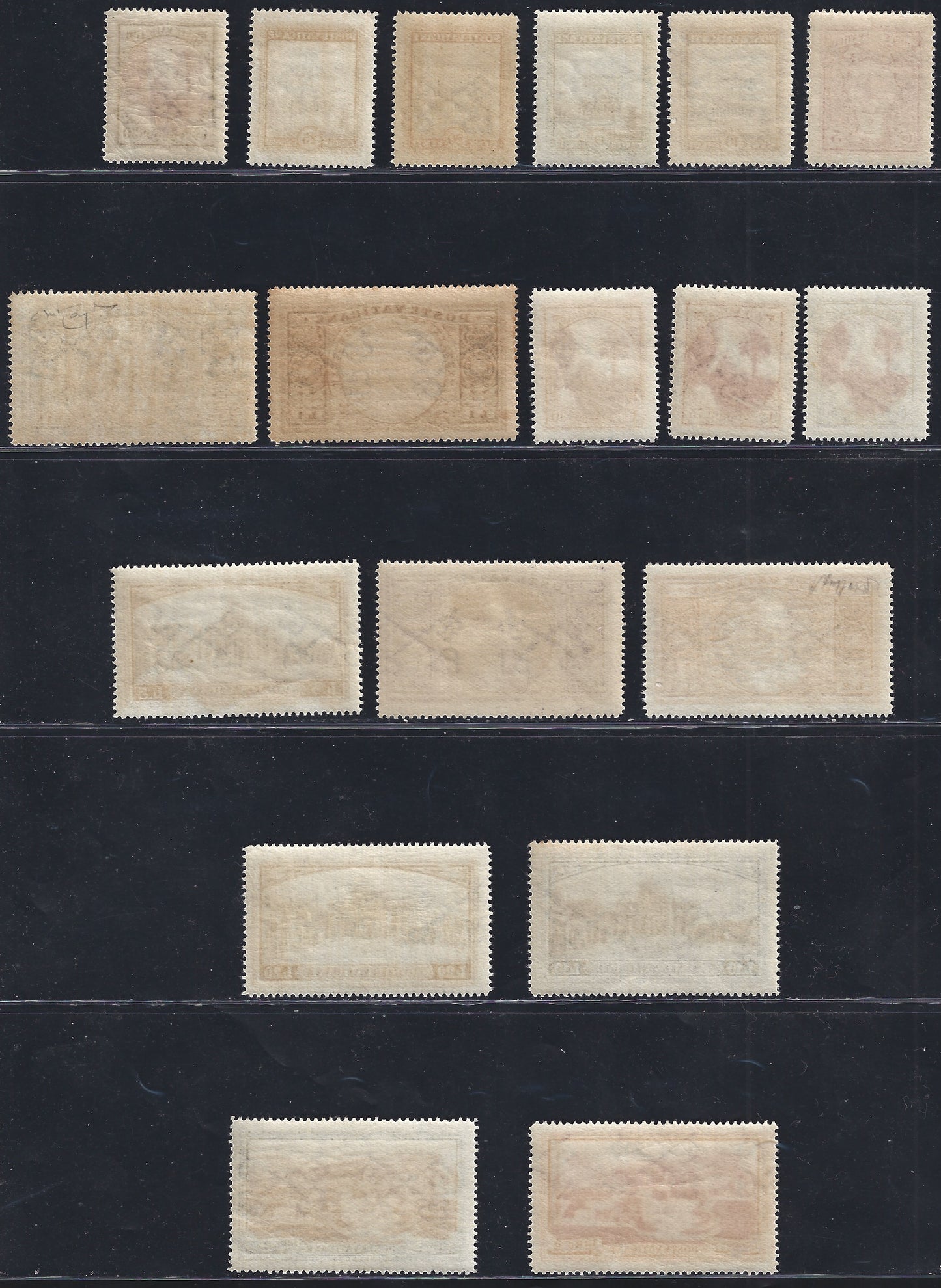Vat14 - 1933 - Giardini e Medaglioni, complete set of 16 stamps + 2 new espressos with intact gum (19/34 + E3/4)